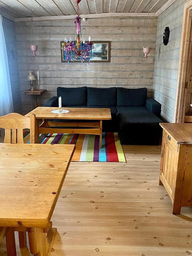 Villa Mellanstroems Stugby à Arjeplog Extérieur photo