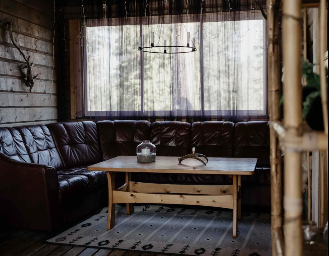 Villa Mellanstroems Stugby à Arjeplog Extérieur photo