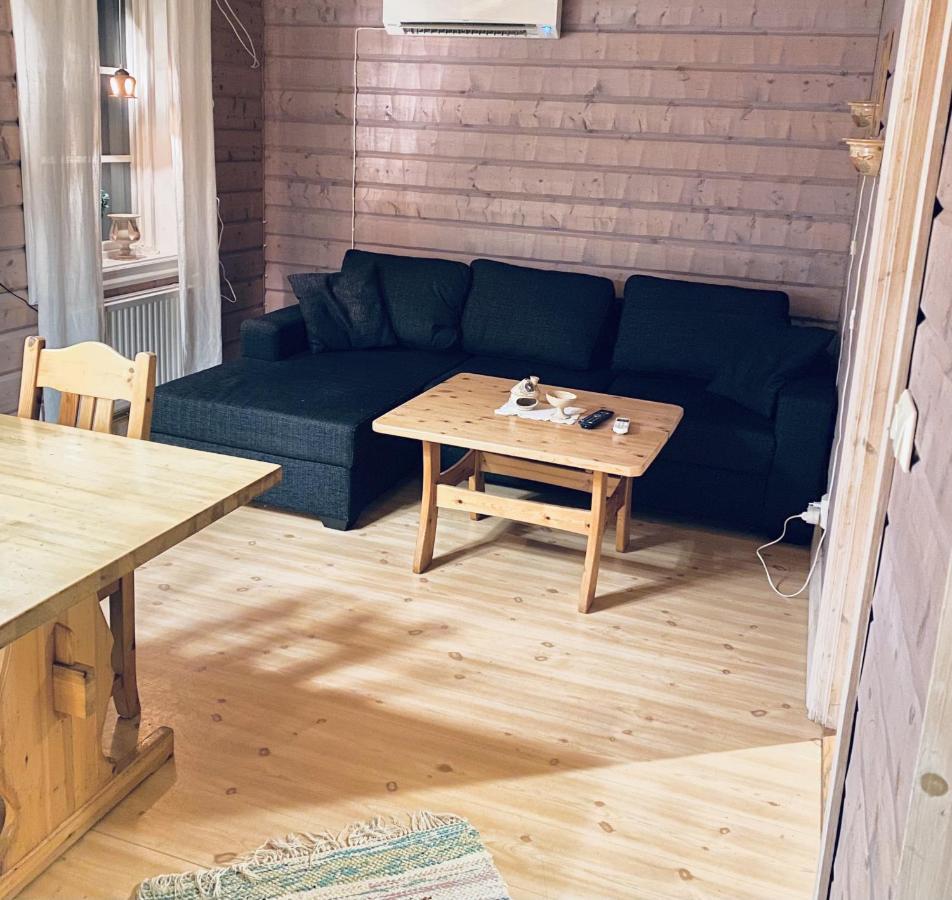 Villa Mellanstroems Stugby à Arjeplog Extérieur photo
